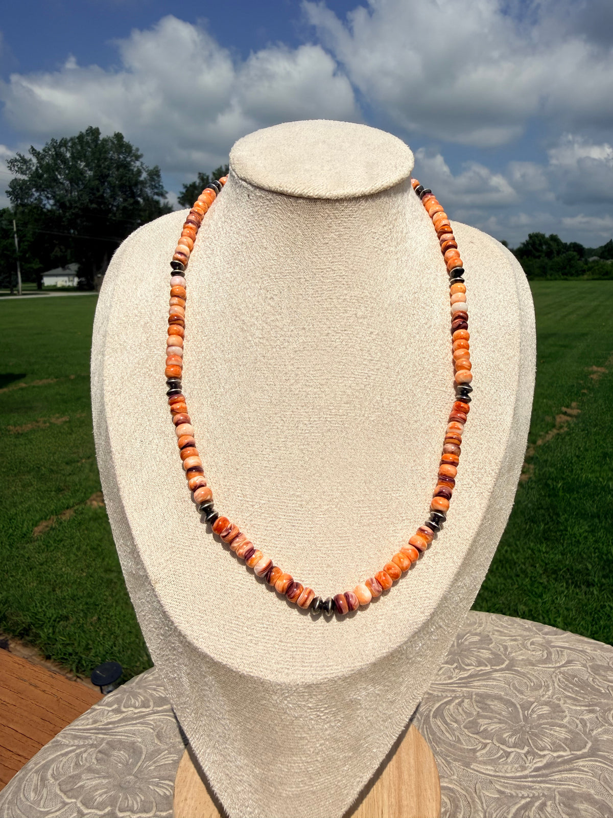 19.25-inch Spiny Oyster & SS Saucer Necklace