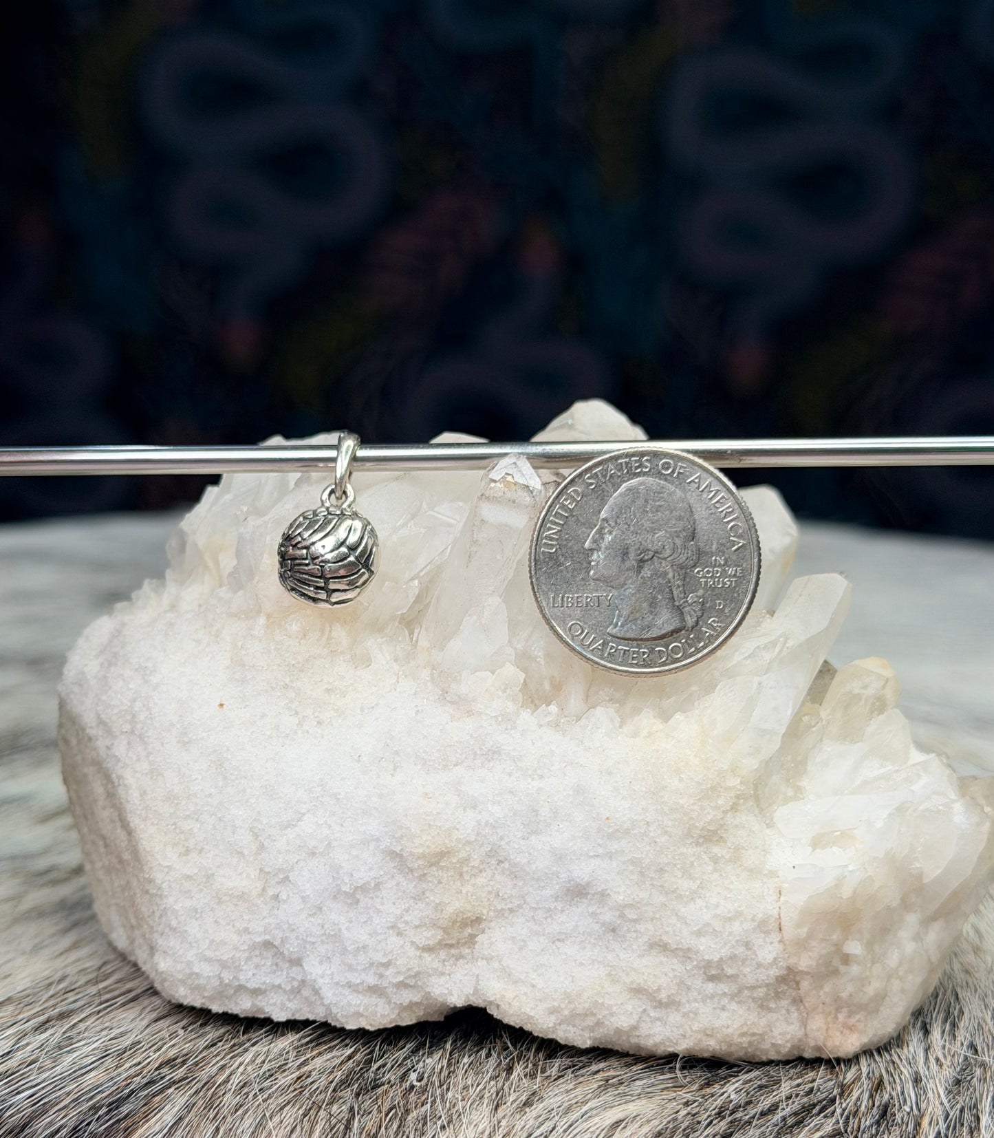 Concha Pendant - 11mm
