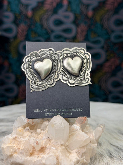 Leander Tahe Heart Earrings