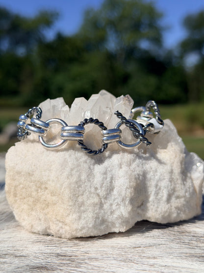 Large Thick Link Circle Bracelet