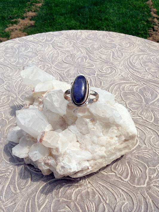 Oval Labradorite Ring