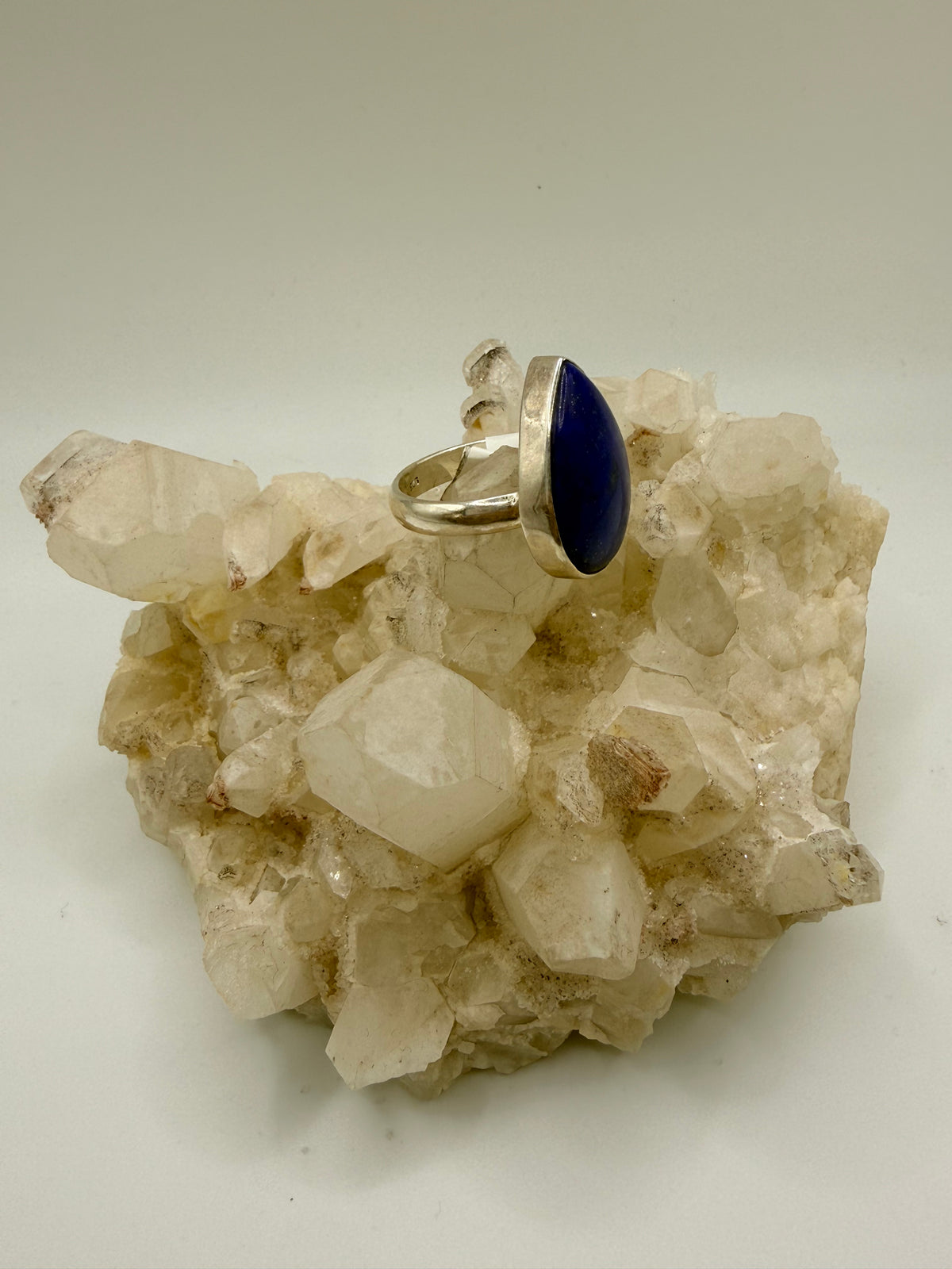 Pearshaped Lapis Lazuli Ring