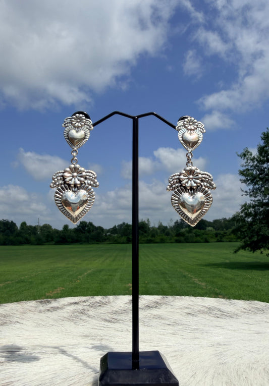 Double Corazon Milagroso Post Earrings