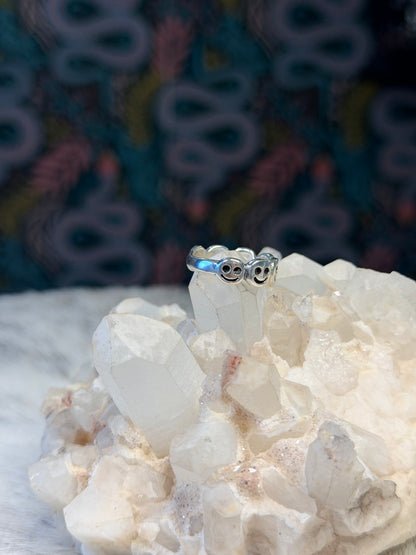 Smiley Band Ring