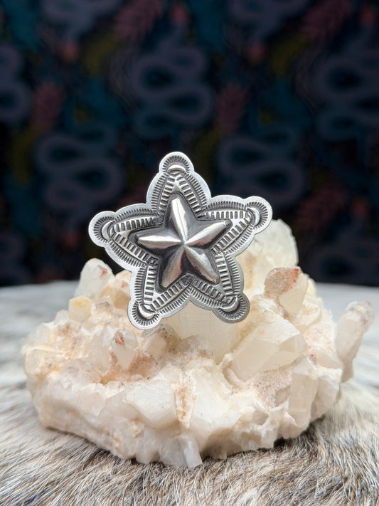 Leander Tahe Star Ring
