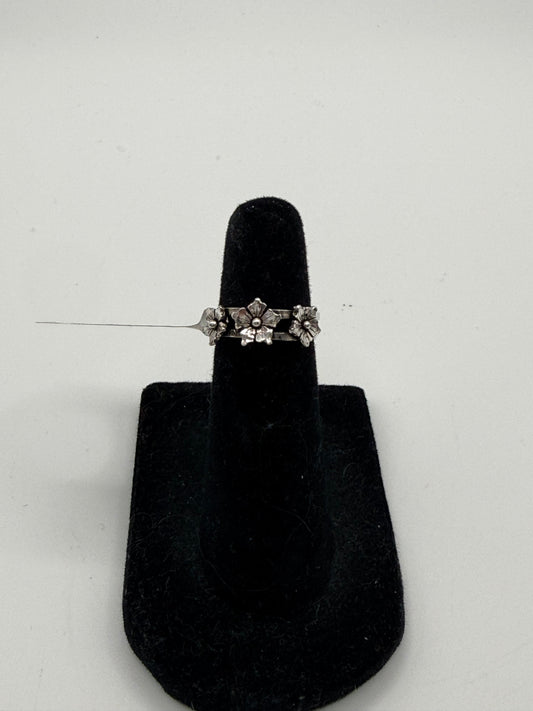 Triple Flower Toe Ring