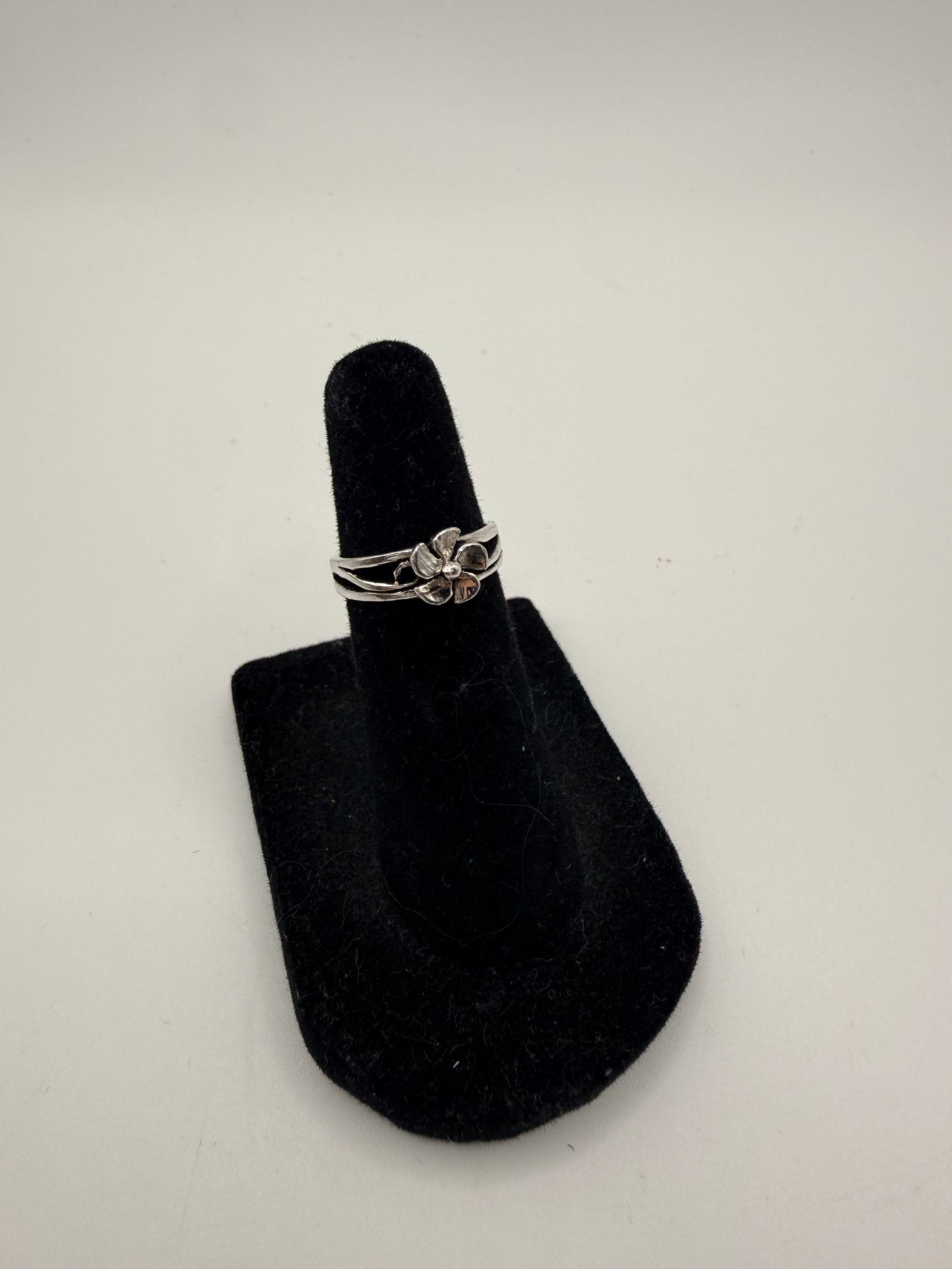 Daisy Toe Ring