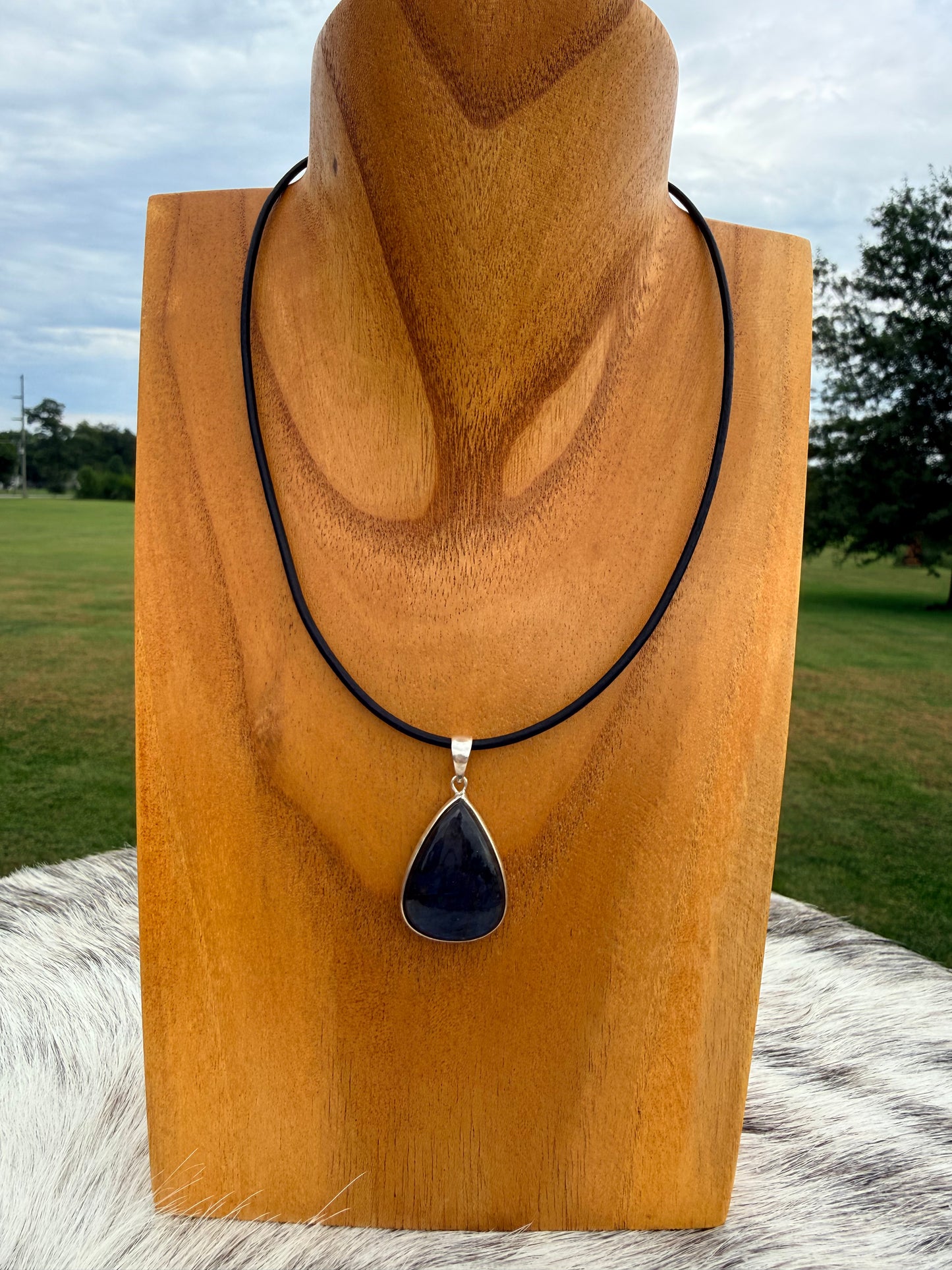 Teardrop Labradorite Pendant
