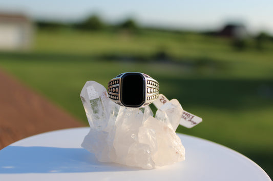 Dotted Band Rectangle Black Onyx Ring