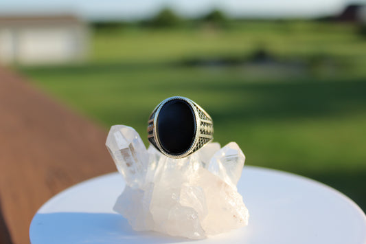 Oval circle Embossed Ring