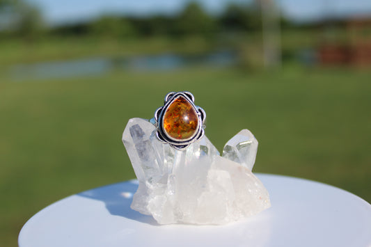 Pearshaped Halo Amber RIng