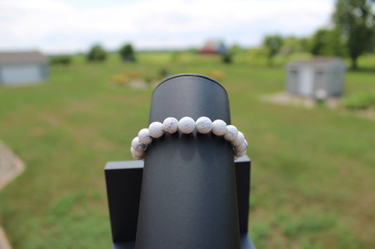 8mm Faceted Howlite Bracelet