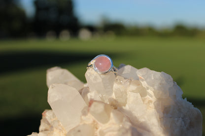 Circle Rose Quartz Ring