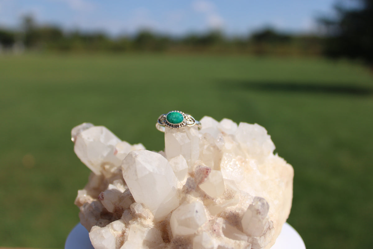 Emerald Oval Ring