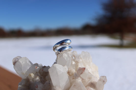 Hugging Ring